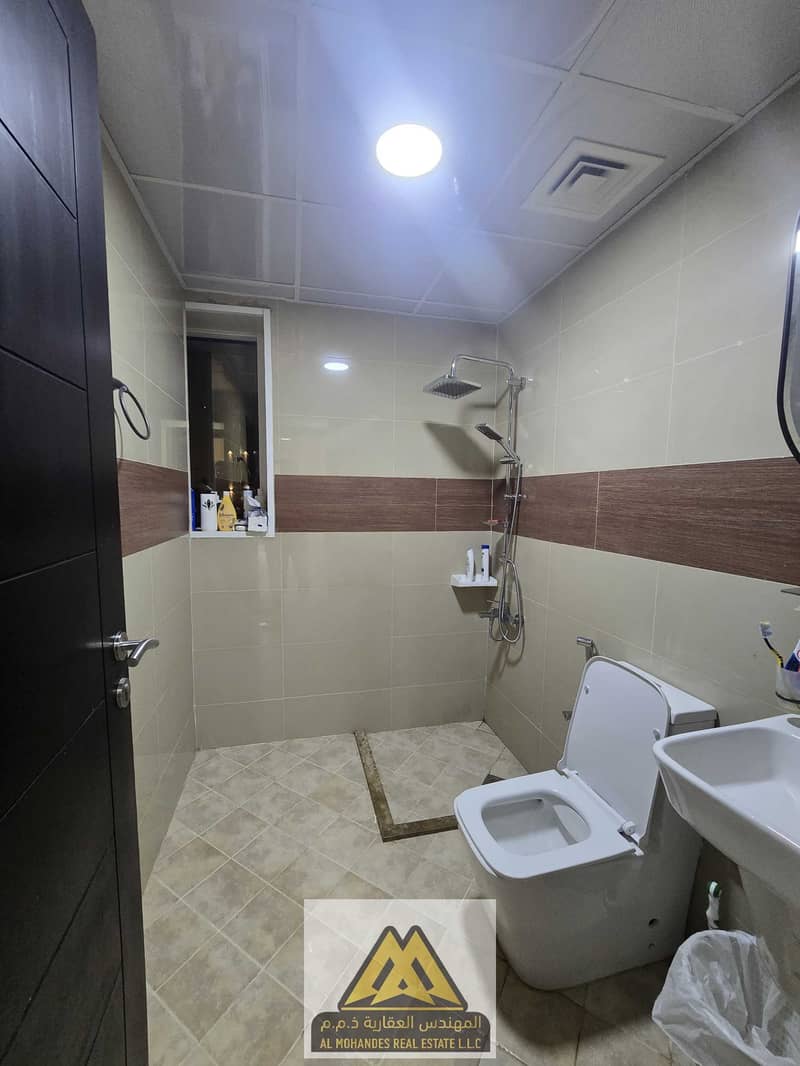 10 cb33d981-c1db-4cfa-997a-c2d070afecc1. jpg