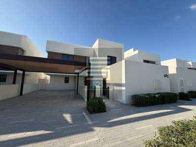 4 habitaciones Villa para en Alquiler en Yas Island, Abu Dhabi - WhatsApp Image 2024-12-20 at 01.47. 52. jpeg 4 habitaciones Villa para en Alquiler en Yas Island, Abu Dhabi - WhatsApp Image 2024-12-20 at 01.47. 52. jpeg