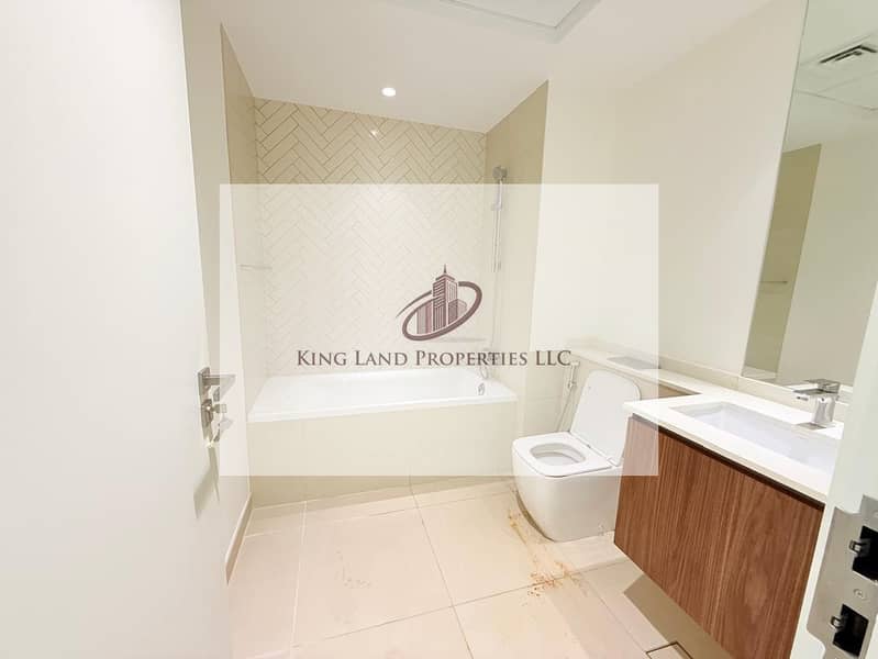 7 06f57fbd-5d4b-4e95-ac8a-050686d3d08a. jpg