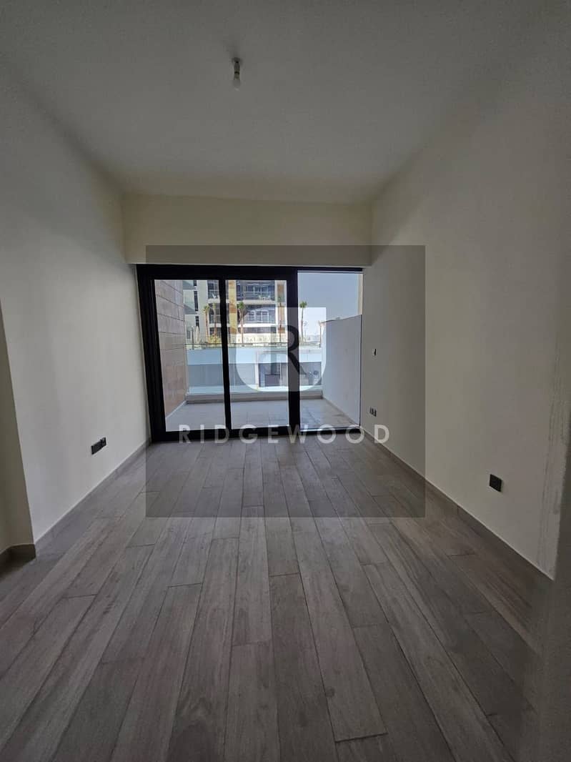 7 RIDGEWOOD REAL ESTATE 007 (9). jpg
