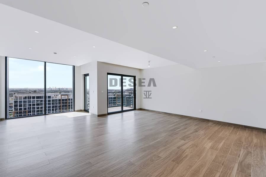 Premium Unit | Ideal Location | Pool View | Vacant Premium Unit | Ideal Location | Pool View | Vacant