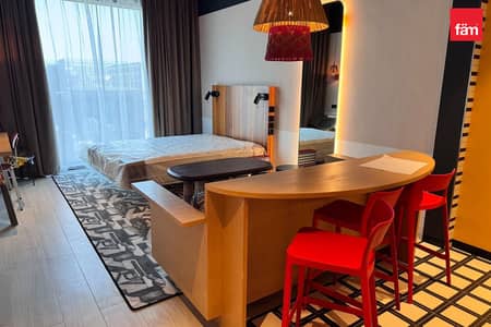 Studio de à à louer à Business Bay, Dubai - Appartement à Business Bay,Mama Shelter (Luxury Family Residences II), 73000 AED - 16753967 Studio de à à louer à Business Bay, Dubai - Appartement à Business Bay,Mama Shelter (Luxury Family Residences II), 73000 AED - 16753967