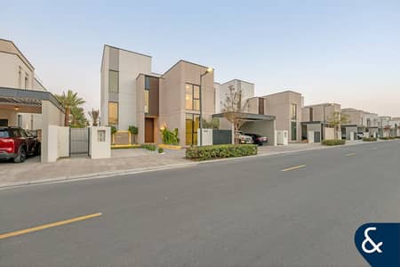 5 Bedroom Villa for Rent in Arabian Ranches 3, Dubai - Five Bedrooms | Internal | Park Facing