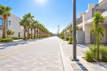 3 Bedroom Villa for Sale in Mohammed Bin Rashid City (MBR City), Dubai - Fully Furnished | Vacant on Transfer | Single Row