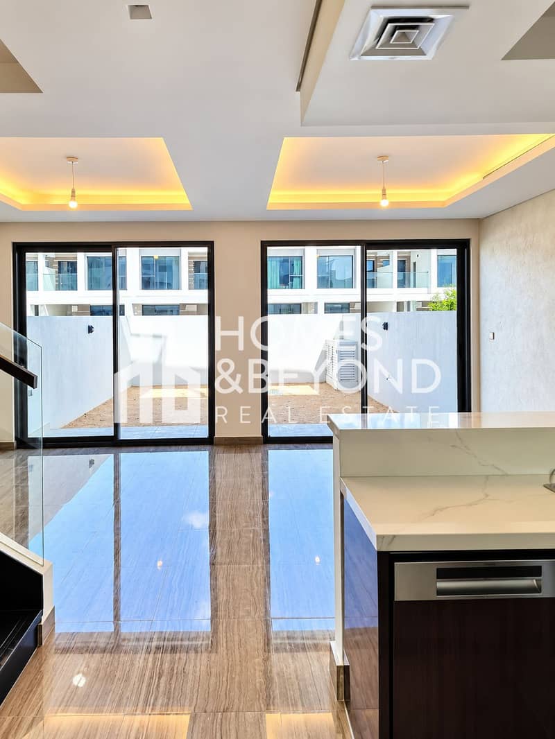 16 Modern Open-Plan Interior with Terrace Views. png