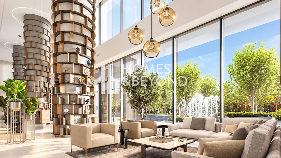 3 Bright, people-free property showcase-3. png