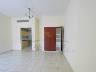 Studio for Rent in International City, Dubai - 15157c35-a30c-4938-8224-ec1e9aa84fa8. jpg