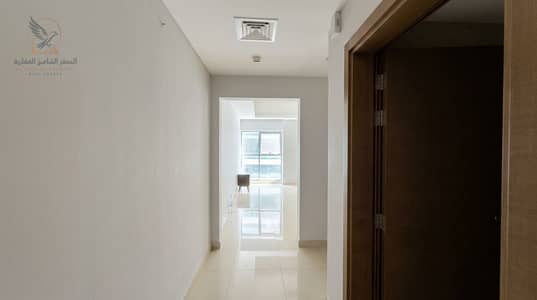 1 habitación Apartamento para en Alquiler en Al Rashidiya, Ajman - Enhance_real_estate_photo_lighting_20261006114744. jpg 1 habitación Apartamento para en Alquiler en Al Rashidiya, Ajman - Enhance_real_estate_photo_lighting_20261006114744. jpg