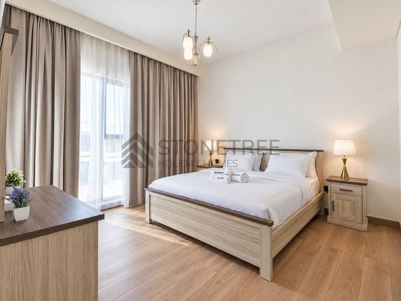 19 Современная спальня с логотипом SUNSTAY. png