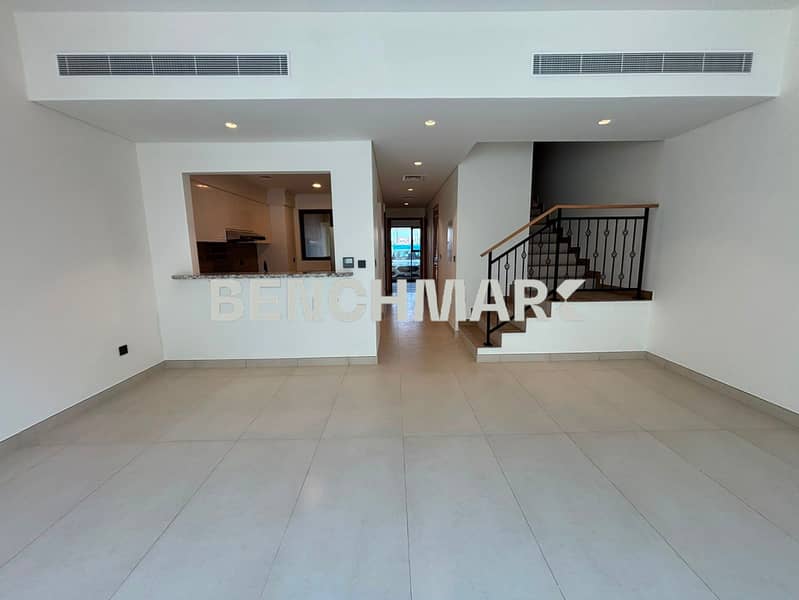 2 Costa Brava -4BR-9300- Actual Photos (5). jpeg