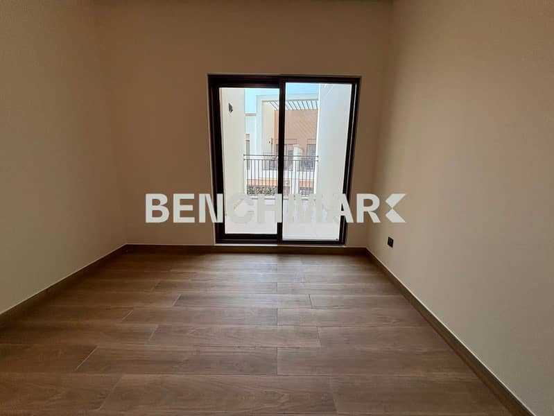6 Costa Brava -4BR-9300- Actual Photos (3). jpeg