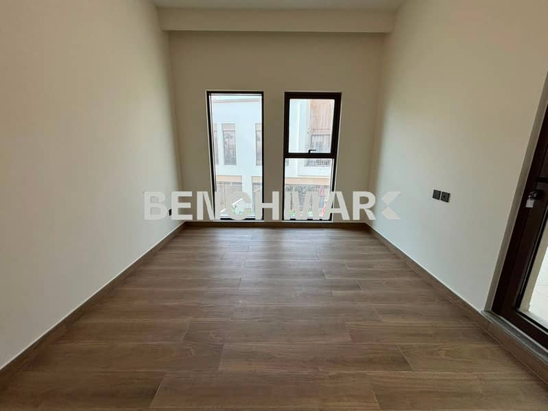8 Costa Brava -4BR-9300- Actual Photos (10). jpeg