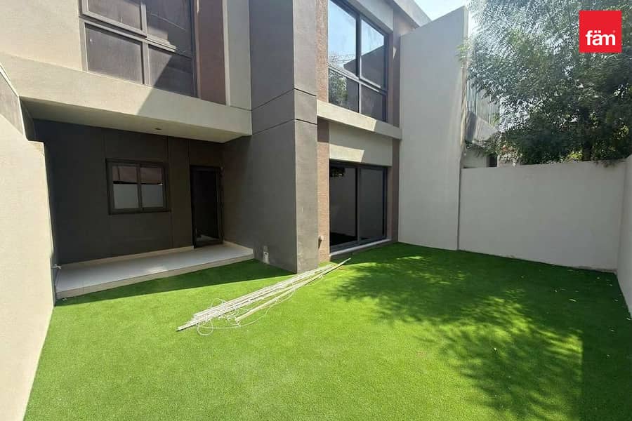 Ready to move | 3BR+ Maid | Family room Ready to move | 3BR+ Maid | Family room