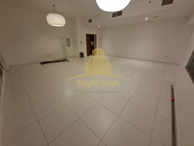 3 habitaciones Apartamento para en Alquiler en Hamdan Street, Abu Dhabi - WhatsApp Image 2026-10-06 at 14.54. 47. jpeg