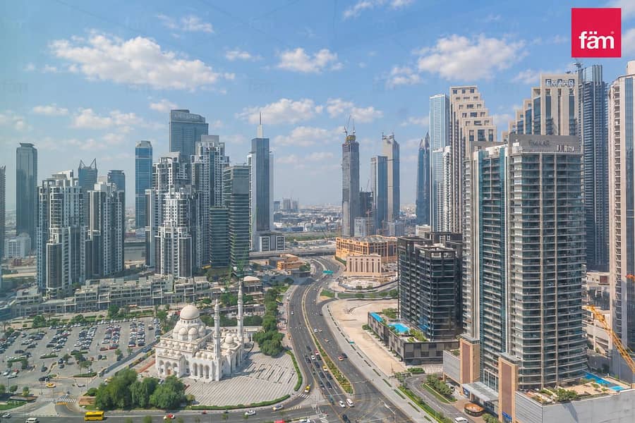 Fully Fitted | 2 Carpark Space | Amazing View Fully Fitted | 2 Carpark Space | Amazing View