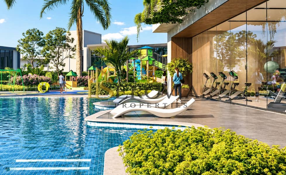 10 Luxury Resort Pool and Fitness Garden. png