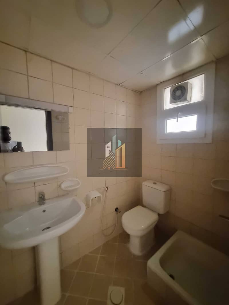 2 14029. jpg