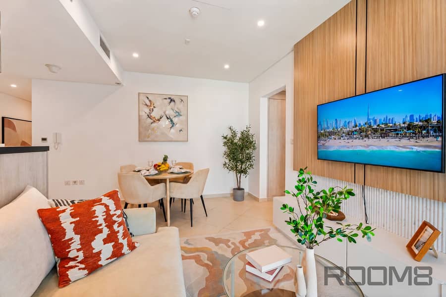 5 Modern Apartment with Fruit Bowl. png