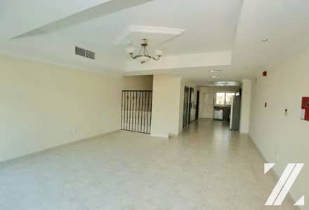 Townhouse de 3 chambres à à vendre à Jumeirah Village Circle (JVC), Dubai - 3424d6a3-5184-4a30-8bcb-e9cb611aa0b1. jpg Townhouse de 3 chambres à à vendre à Jumeirah Village Circle (JVC), Dubai - 3424d6a3-5184-4a30-8bcb-e9cb611aa0b1. jpg