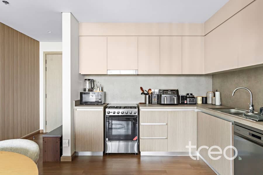 18 with watermark-10. jpg