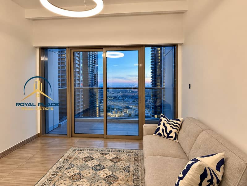 3 Modern Living Room with Twilight Skyline Views. png