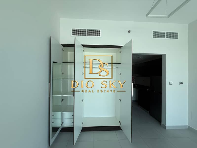 5 Image 5