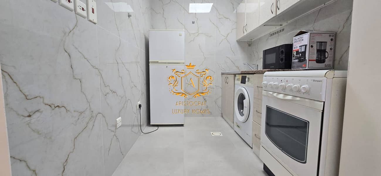 8 Kitchen 03. jpeg