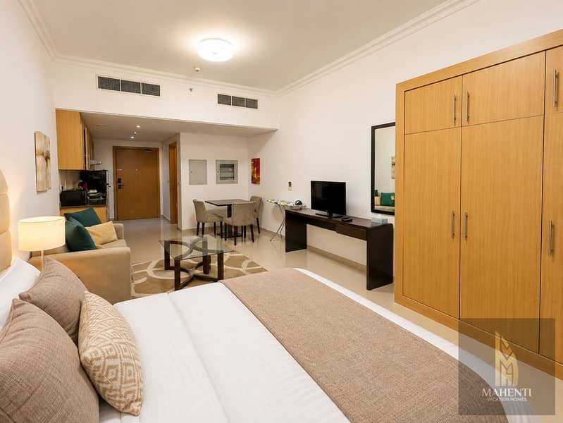 2 Warm Modern Studio Retreat (1). png