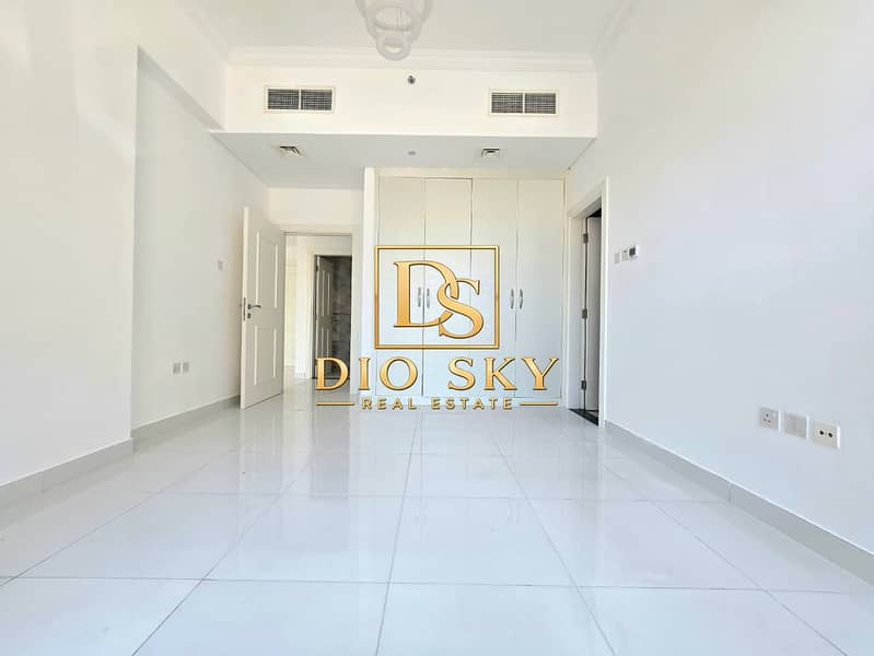 5 Image 5