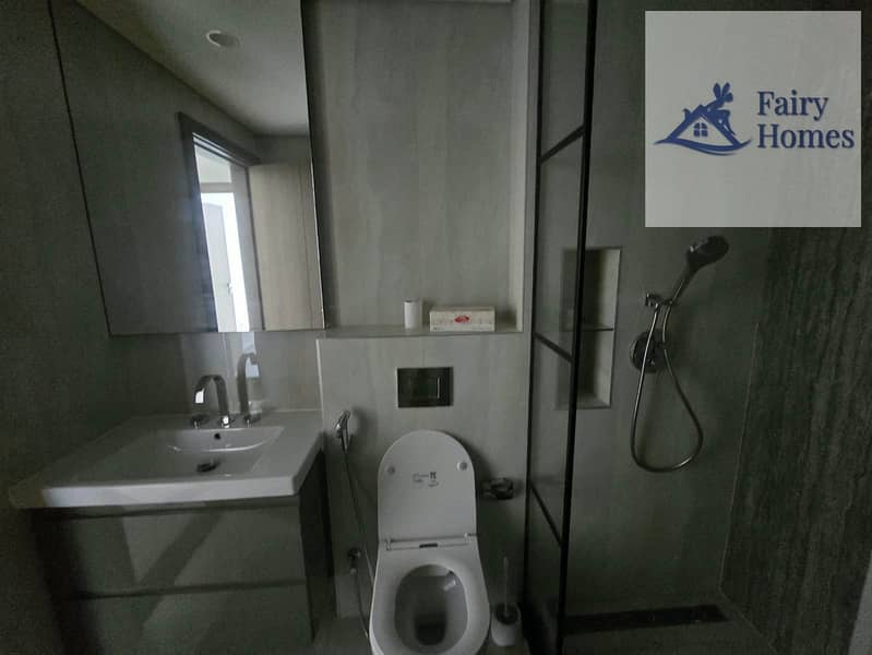 11 af27db02-9709-49f0-ac2c-415a89ff5307. jpg
