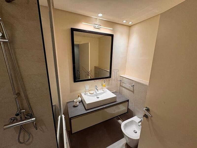 7 Image 7