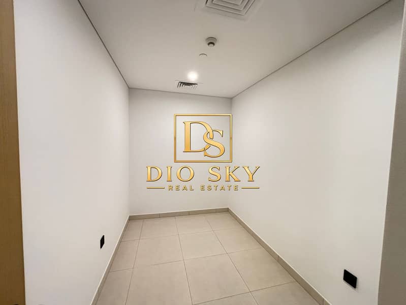 6 Image 6