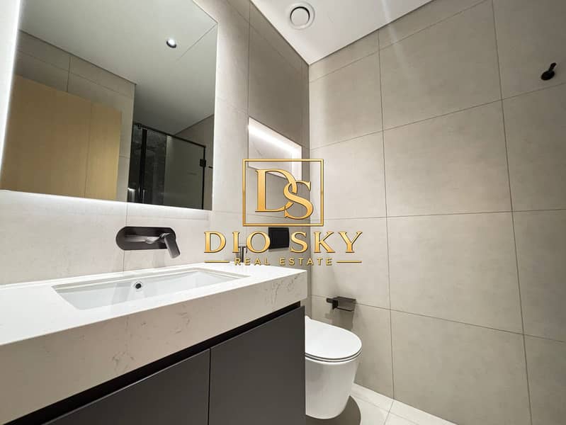 11 Image 11