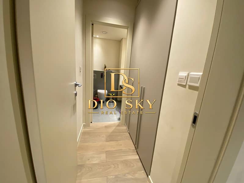 8 Image 8