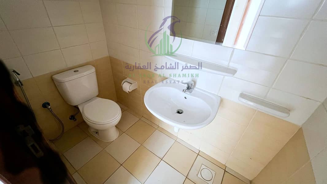 14 apartment-for-rent-5-bedroom-almjjaz-3-alsharqh-property-11. jpg