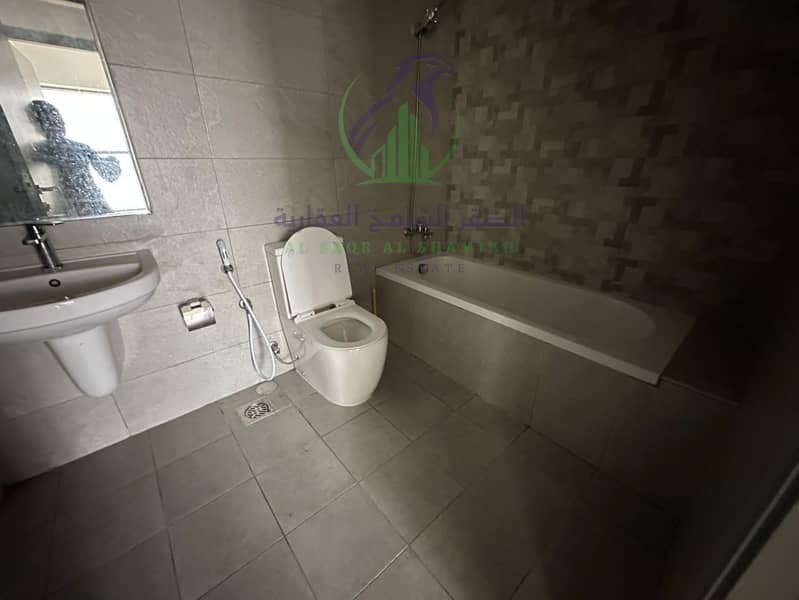 17 WhatsApp Image 2026-10-05 at 02.52. 21 (2). jpeg