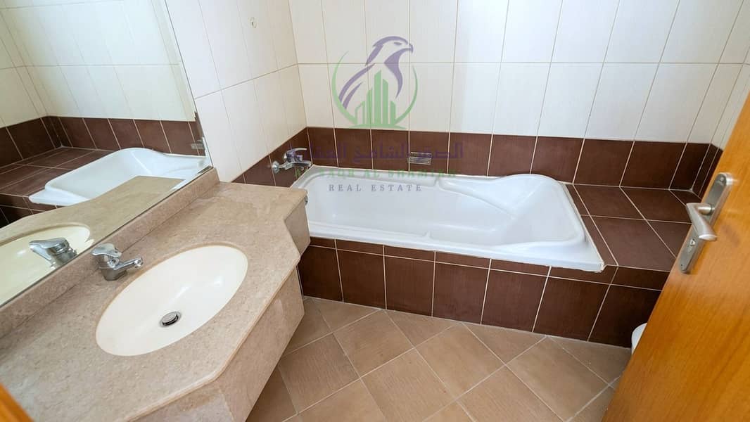 22 apartment-for-rent-5-bedroom-almjaz-3-alsharqa-property-23. jpg