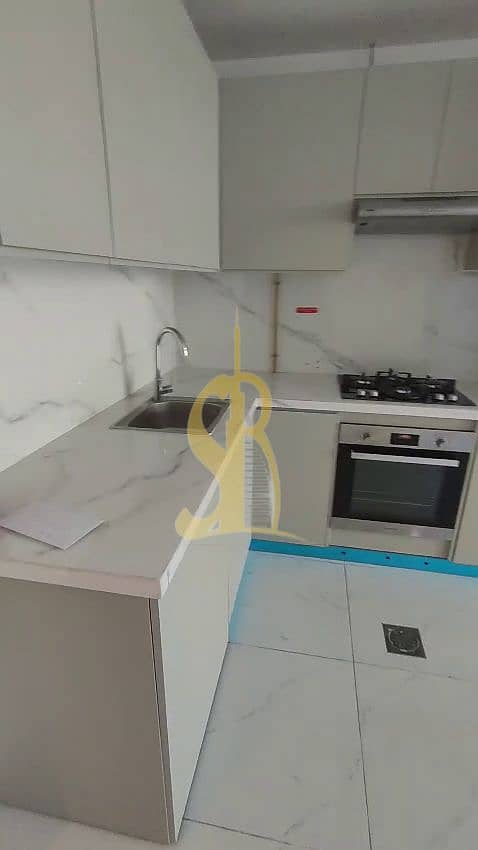 6 vlcsnap-2026-10-06-18h15m50s417. png