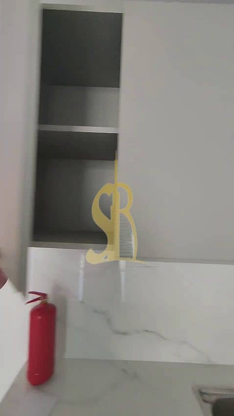 11 vlcsnap-2026-10-06-18h16m06s358. png