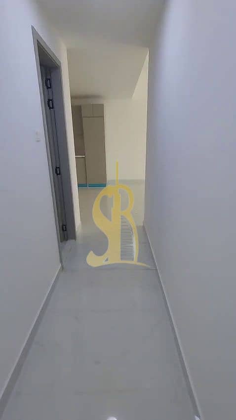 39 vlcsnap-2026-10-06-18h18m09s438. png