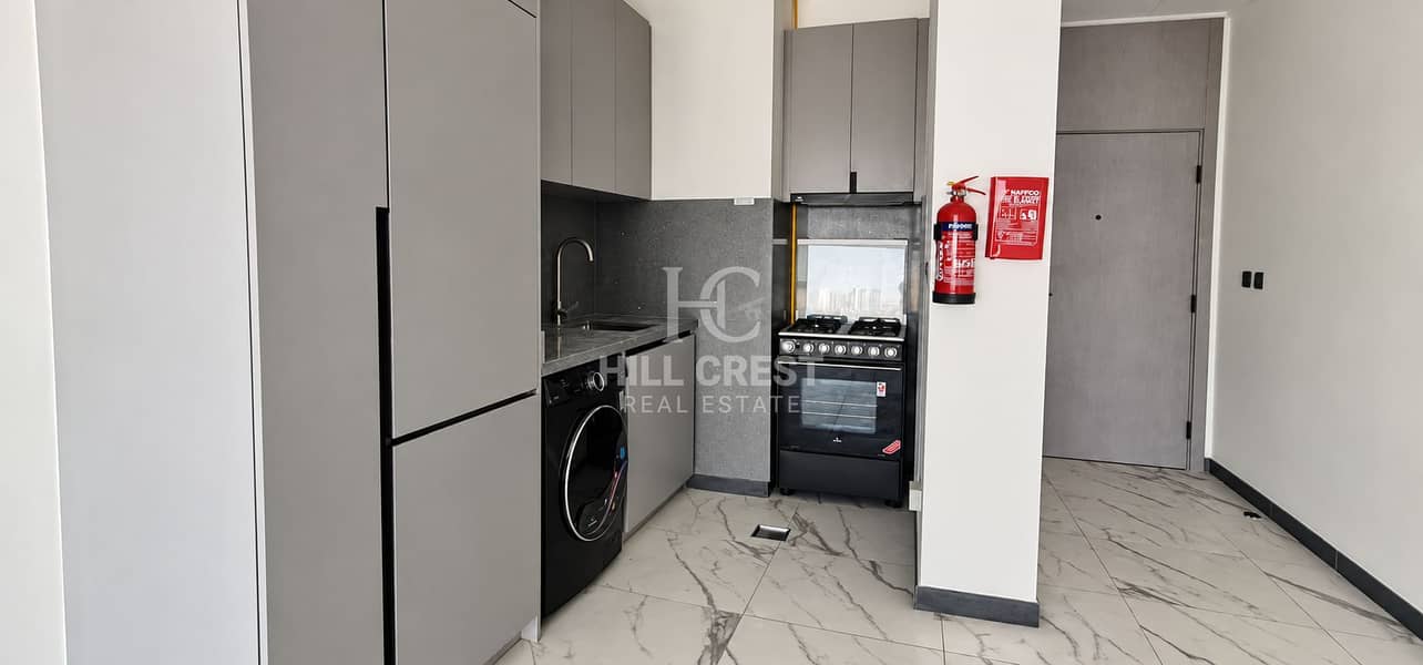 9 Modern Compact Kitchen Entryway. png