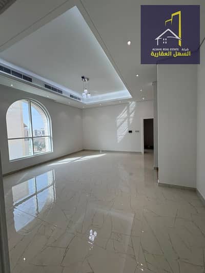 5 Bedroom Villa for Rent in Al Tai, Sharjah - fe187136-1154-47ee-93e8-704176cca45d. jpg 5 Bedroom Villa for Rent in Al Tai, Sharjah - fe187136-1154-47ee-93e8-704176cca45d. jpg