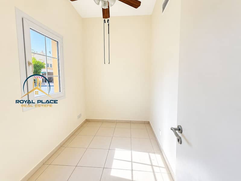 5 Bright Minimal Room with Window Shadows. png