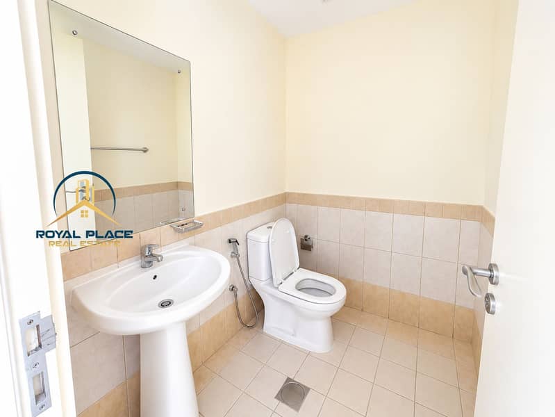 6 Bright Minimalist Bathroom Interior. png