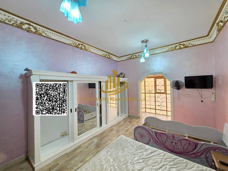 6 310e9d6e-1eae-4870-a191-20a2ba2114c4. jpg