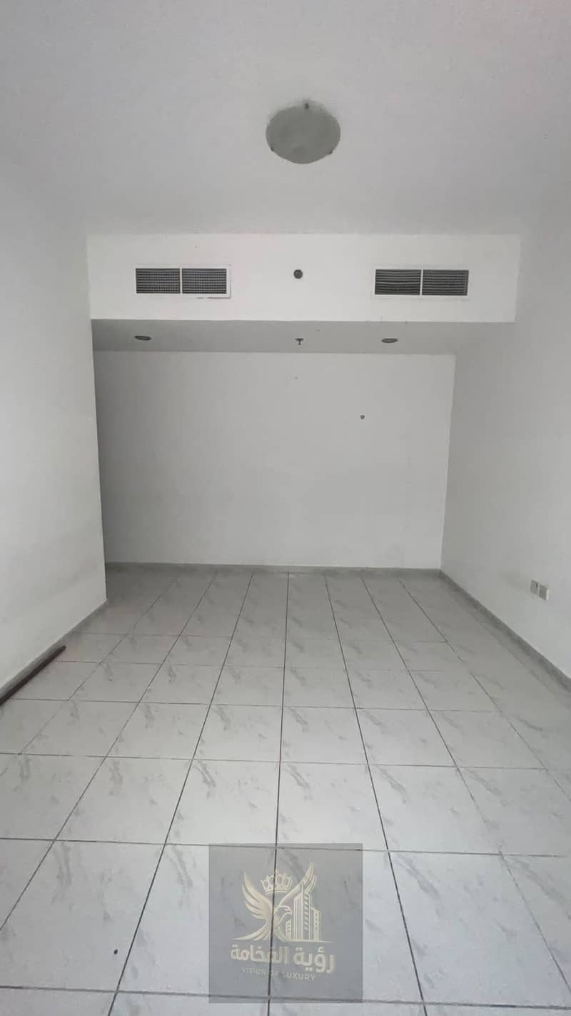 4 WhatsApp Image 2026-10-06 at 12.00. 50 PM. jpeg