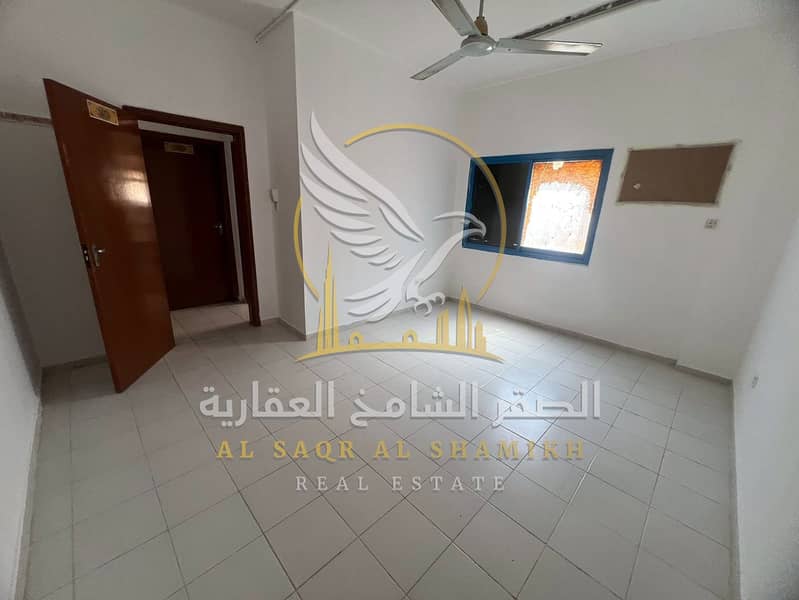 10 ghrftyn-wsala-for-rent-2-bedroom-alqlyah-alsharqa-property-14. jpg