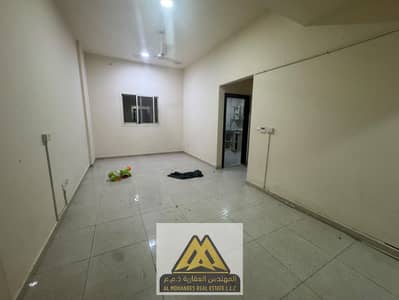 1 habitación Apartamento para en Alquiler en Al Jurf, Ajman - WhatsApp Image 2026-10-05 at 7.19. 32 PM. jpeg 1 habitación Apartamento para en Alquiler en Al Jurf, Ajman - WhatsApp Image 2026-10-05 at 7.19. 32 PM. jpeg