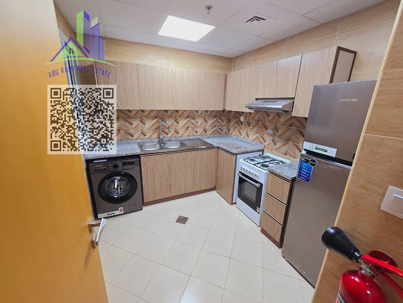 2 ade362ae-8868-4547-94d5-40bf1ced7115. jpg