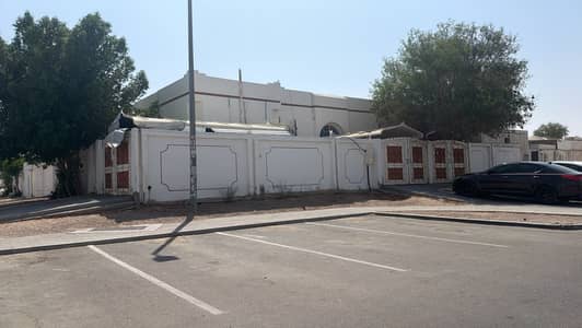 8 Bedroom Villa for Sale in Al Jimi, Al Ain - WhatsApp Image 2026-10-06 at 7.51. 45 PM. jpeg 8 Bedroom Villa for Sale in Al Jimi, Al Ain - WhatsApp Image 2026-10-06 at 7.51. 45 PM. jpeg